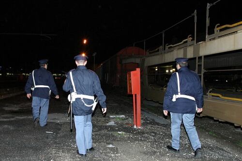 Tragedia a Nettuno, morto sui binari del treno e circolazione bloccata