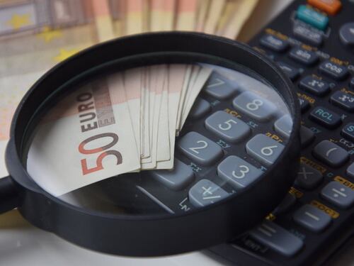 Pensione, la rivalutazione arriva subito dopo il boom inflazione: i numeri degli aumenti