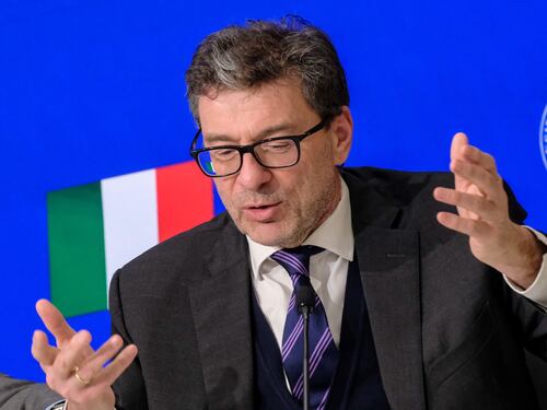 Superbonus, ecco la stretta del governo. Sì dell'Ue al Piano Mattei