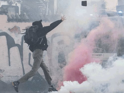 Roma, la guerriglia dei ProPal. In piazza anarchici, estrema sinistra e sindacati