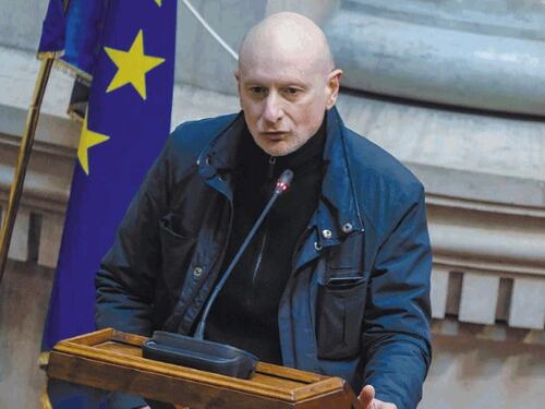 Critiche incrociate al governo, così il "piano" di Patarnello viene messo in pratica