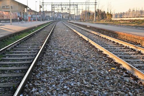 Treni, tentano di sfondare la centralina di Roma Aurelia. Salvini: "Riferirò in Parlamento"