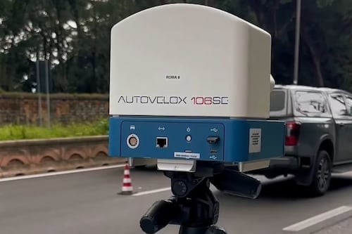 Il nuovo autovelox non perdona, ora vede anche revisione e assicurazione