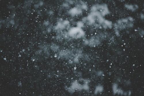 Meteo, "rovesci, temporali e nevicate": come cambia il tempo. Le previsioni
