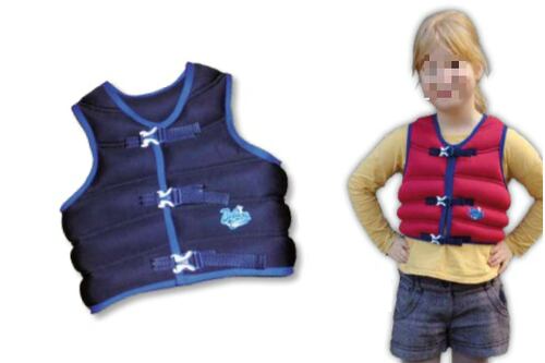 Giubbotti pieni di sabbia per i bambini iperattivi. La rivolta dei genitori: è tortura