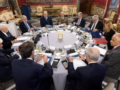 Mattarella convoca il Consiglio Supremo di Difesa