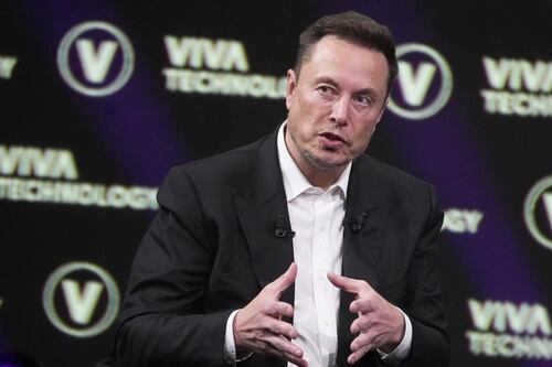 Twitter, perché Elon Musk limita i tweet che si possono vedere