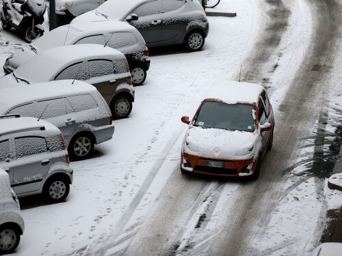 Maltempo, ancora neve e disagi al centro-nord