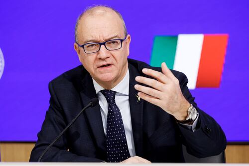 La Spezia, Valditara in città dopo l’accoltellamento mortale a scuola. “Lo Stato è presente”