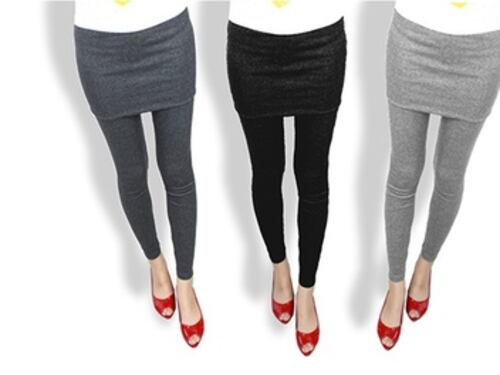 Portano i leggings, non possono salire sull'aereo United Airlines