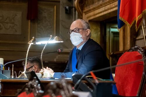 Il comune di Roma butta 10 milioni per contare le buche: appalto a peso d’oro