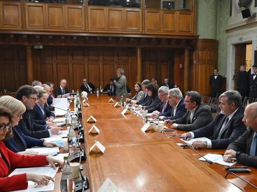 Decreto Lavoro, scintille sindacati-governo. Meloni a Landini: mi sarei aspettata un "bravi"