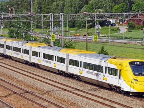 Stoccolma, deraglia treno per l'aeroporto Arlanda: caos e feriti