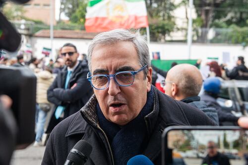 Groenlandia, Gasparri asfalta Conte: "Giuseppi confonde sua storia con quella altrui"