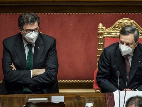 L'economia è ormai allo stremo. Quante imprese faranno morire?