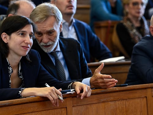 Ddl antisemitismo, il Pd si spacca. Delrio allo scontro con Schlein