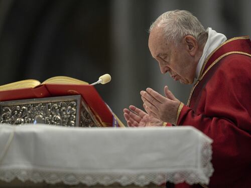 Profezia di Malachia e Papa Francesco, "la fine del mondo". La previsione disastrosa ai tempi della guerra