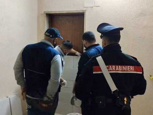 Sgomberata dalla casa (occupata) la zia della rom che aveva preso l'appartamento di Ennio Di Lalla