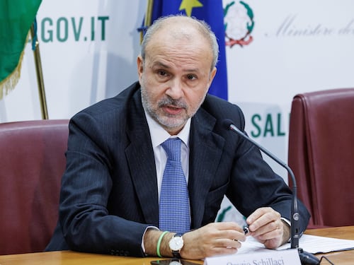 Covid, la rivoluzione di Schillaci: "Mai più obbligo vaccinale"