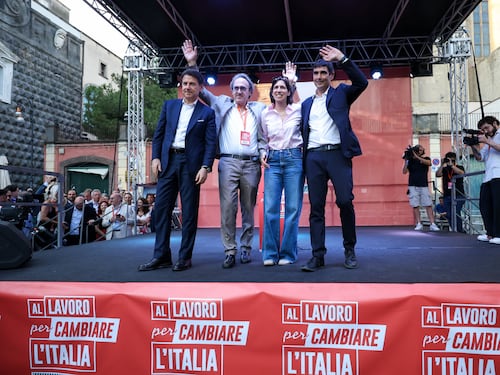 Tasse, “San ceto medio” non ce la fa più a pagare. È il tema decisivo per il voto