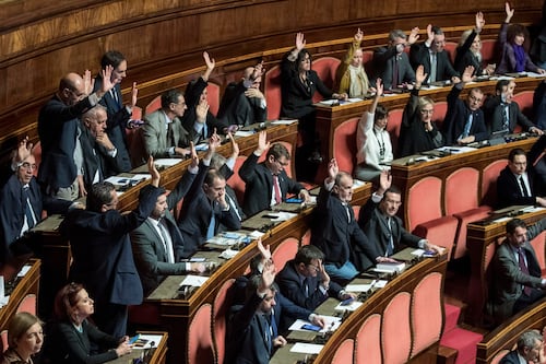 Ok al referendum contro il taglio di deputati e senatori. E nascono i comitati NoiNo