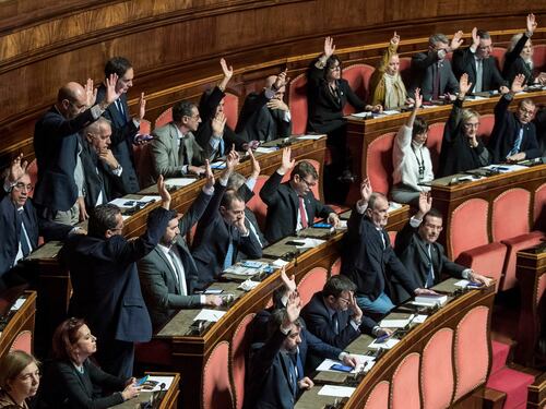Ok al referendum contro il taglio di deputati e senatori. E nascono i comitati NoiNo