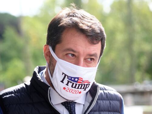 Salvini come Trump: "Il virus colpa della Cina". Ecco la prova: "Tutto partito a settembre"