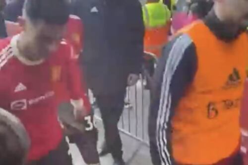 Cristiano Ronaldo si scusa dopo il raptus contro il giovane tifoso