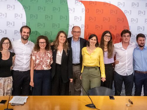 Elezioni politiche 2022, il Pd ormai è tutto a sinistra: "Patrimoniale e forza Urss"