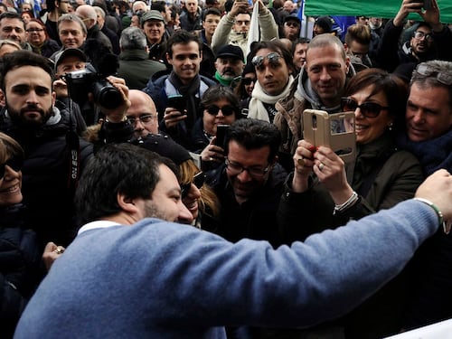 A Roma la Lega contro lo Ius Soli tra le proteste della sinistra estrema