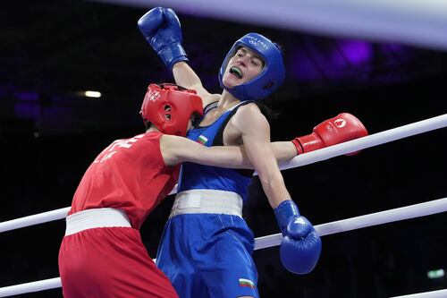 Parigi 2024, la pugile bulgara Staneva perde contro l’atleta intersex. Poi il gesto clamoroso