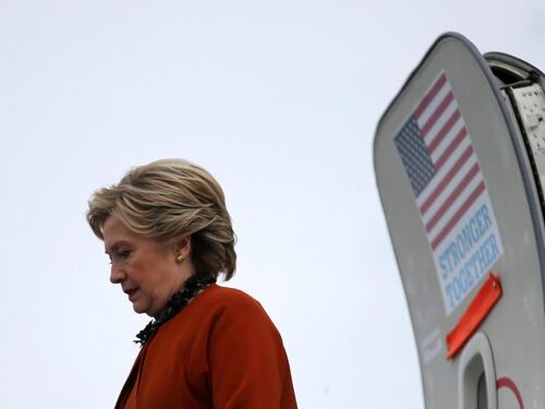 Un minuto di silenzio per Hillary Clinton E non solo