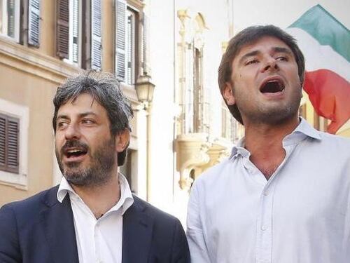 I grillini si scannano su Rousseau. Tutti contro tutti agli Stati generali