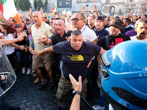 Assalto alla Cgil, prime sei condanne. Tornano in libertà Giuliano Castellino e Roberto Fiore