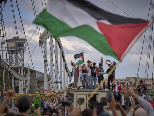 Flotilla, dai portuali ai centri sociali: chi sono i sostenitori. E spunta il portavoce filo Hamas