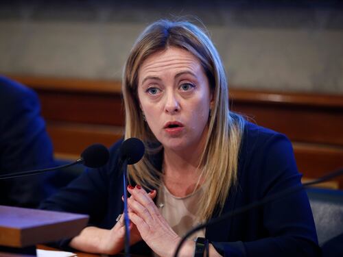 Meloni asfalta Conte sul Mes: "Il premier ci dice bugie"