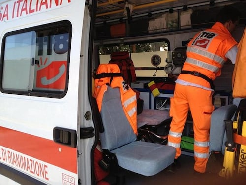 Lecce, bambina di 10 anni muore soffocata davanti ai genitori