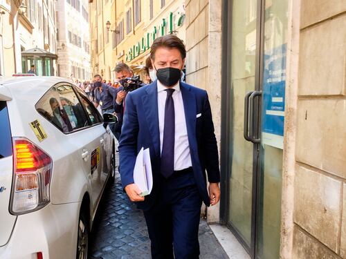 Conte offeso dalle parole di Cingolani sugli ambientalisti radical chic: il vero obiettivo degli attacchi