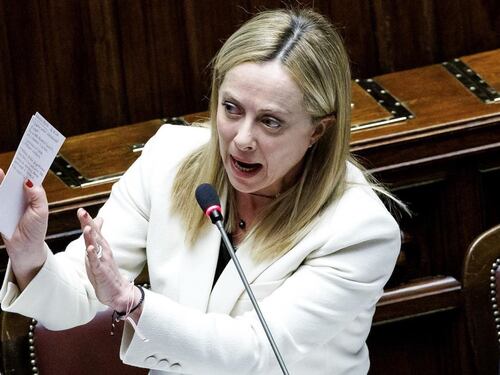 Meloni alla Camera: "Ho guardato le percentuali...", il dato che smonta le balle della sinistra dei migranti