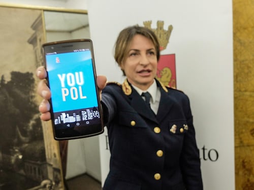 Da Torino a Palermo i ragazzi si ribellano a droga e bullismo con YouPol