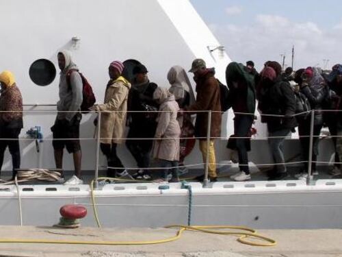 Migranti, Pd contro i centri rimpatri. Ma li ha "inventati" la sinistra