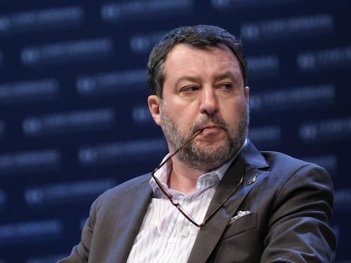 Incidente Lamborghini, la proposta di Salvini: chiudere le pagine social Theborderline