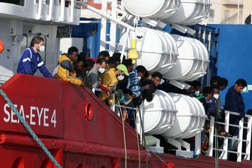 Superati i centomila migranti sbarcati nel 2022. In Italia mai così tanti dal 2017