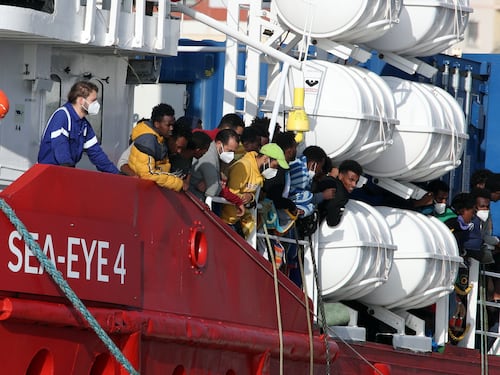 Superati i centomila migranti sbarcati nel 2022. In Italia mai così tanti dal 2017