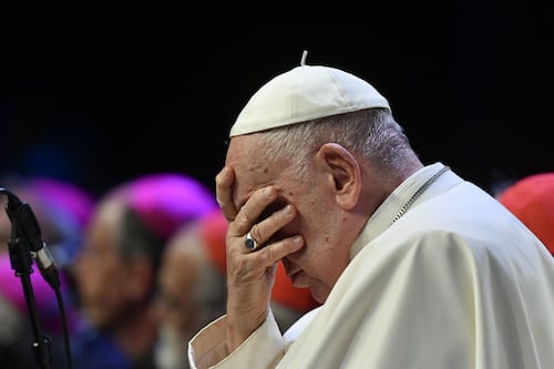 Migranti, Papa Francesco a Marsiglia striglia l’Europa: “Basta indifferenza verso la vita”
