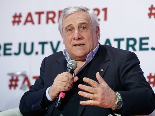 Governo saldo con Berlusconi al Colle, Tajani sul Cavaliere al Quirinale
