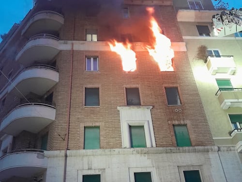 Ernesto Tafuri, il dentista dei Vip morto con i suoi gatti nell'incendio di Prati