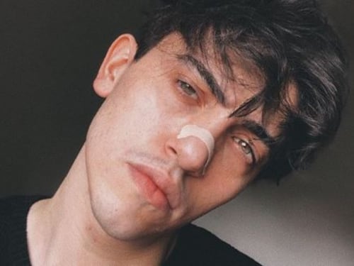 Incidente in auto per Michele Bravi, muore una donna