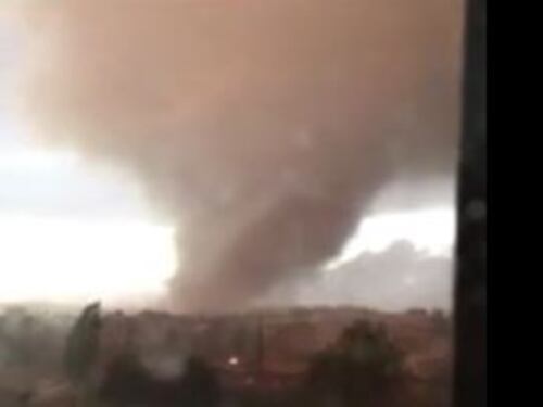 Tromba d'aria porta morte e distruzione nella provincia di Roma