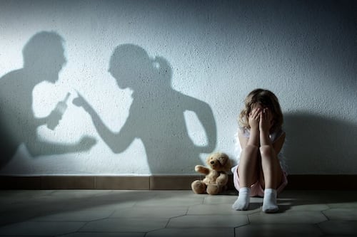Napoli, violenza sessuale su un bimbo di 3 anni. Arrestato finto netturbino